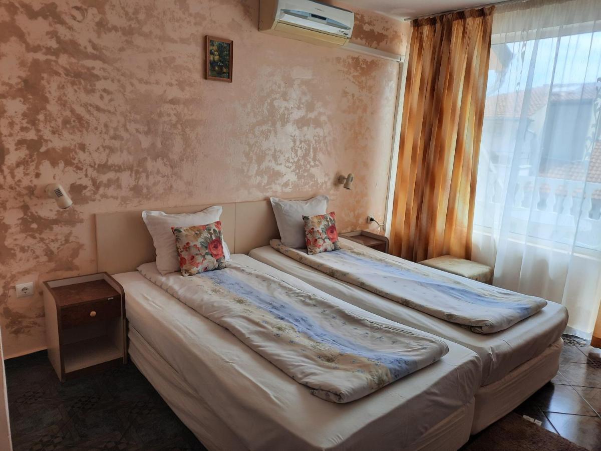 Orion Guest House Sozopol Buitenkant foto